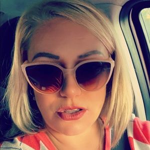 Meet your Posher, Gretchen